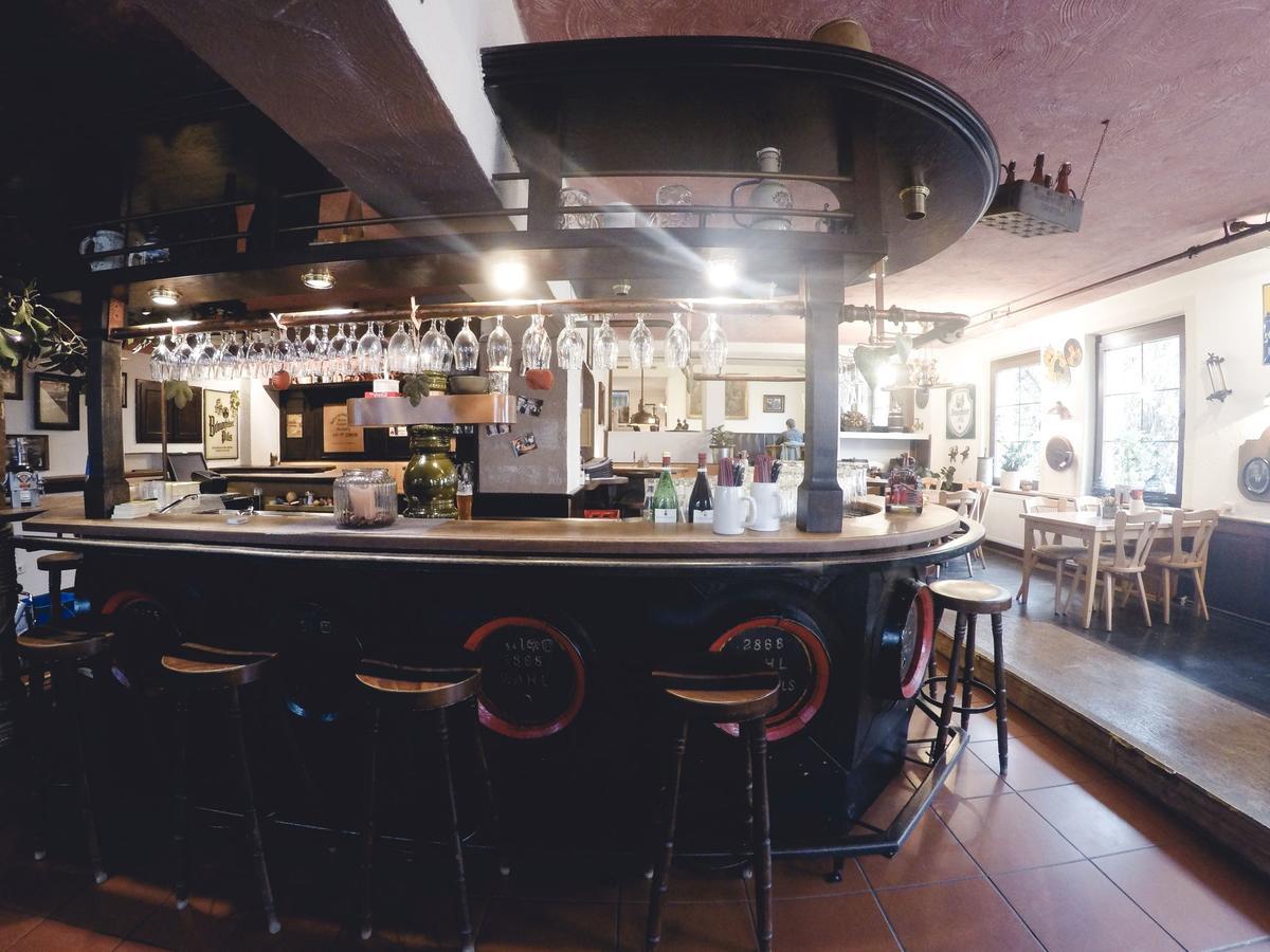 啤酒屋奥贝姆赫尔酒店 布劳恩费尔斯 外观 照片